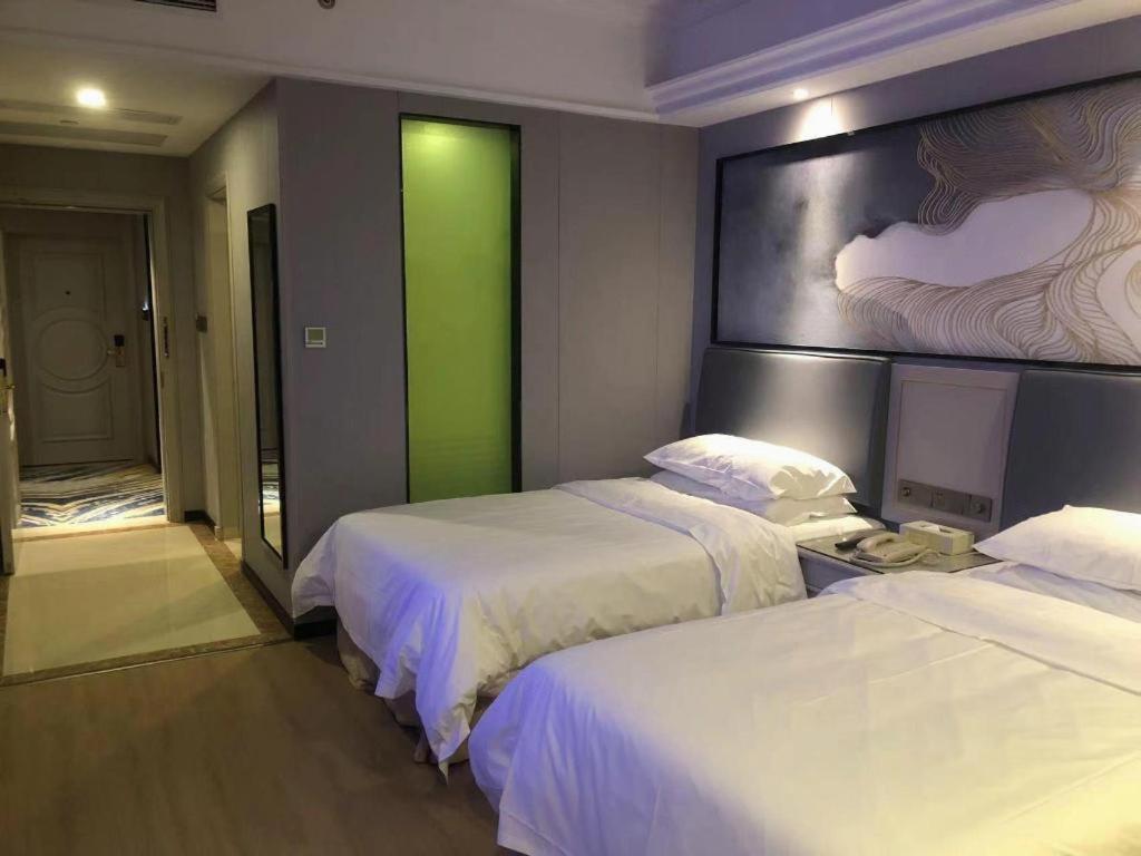 Vienna International Hotel Shanghai Pujiang Экстерьер фото