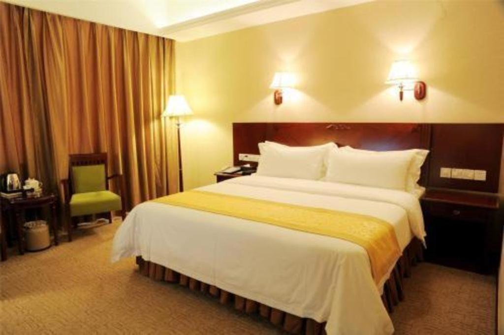 Vienna International Hotel Shanghai Pujiang Экстерьер фото