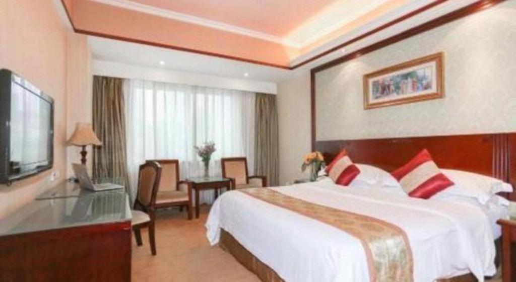Vienna International Hotel Shanghai Pujiang Экстерьер фото